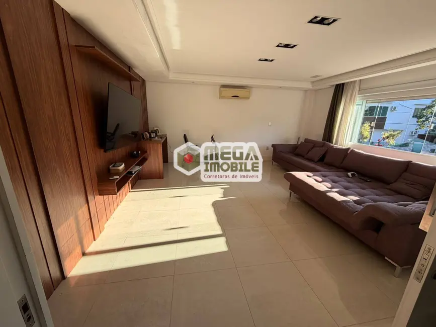 Foto 4 de Casa com 4 quartos à venda, 431m2 em Córrego Grande, Florianopolis - SC