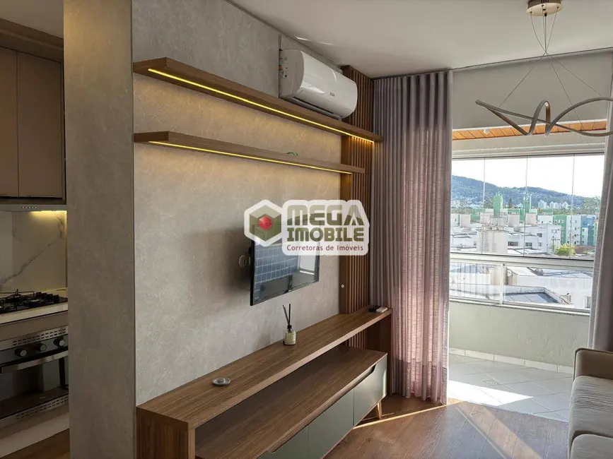 Foto 2 de Apartamento com 2 quartos à venda, 65m2 em Itacorubi, Florianopolis - SC