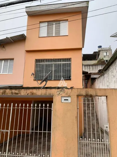 Foto 1 de Sobrado com 2 quartos à venda, 140m2 em Condomínio Maracanã, Santo Andre - SP