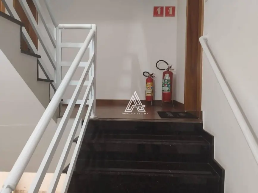 Foto 6 de Cobertura com 2 quartos para alugar, 120m2 em Vila Camilópolis, Santo Andre - SP