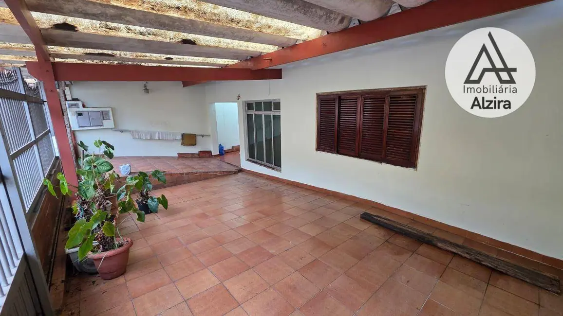 Foto 2 de Casa com 3 quartos à venda e para alugar, 270m2 em Vila Helena, Santo Andre - SP
