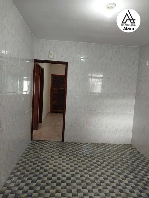 Casa com 2 quartos para alugar, 168m2 em Santo Andre - SP - imagem 8 Foto 8 de Casa com 2 quartos para alugar, 168m2 em Santo Andre - SP