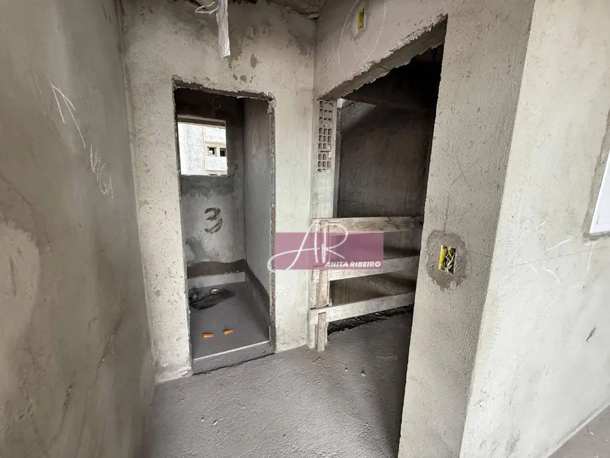 Apartamento com 3 quartos à venda, 150m2 em Centro, Pouso Alegre - MG - imagem 7 Foto 7 de Apartamento com 3 quartos à venda, 150m2 em Centro, Pouso Alegre - MG