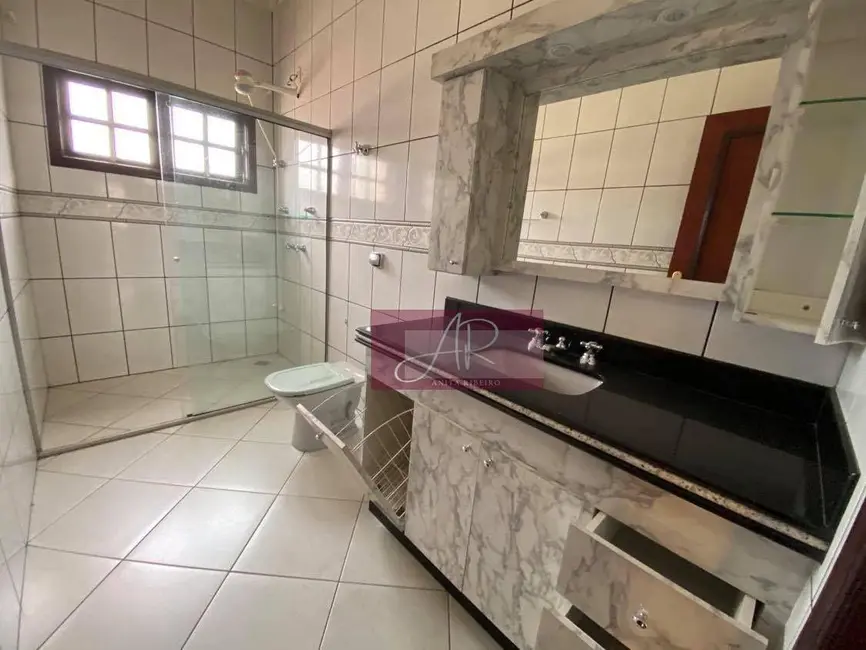 Foto 8 de Casa com 5 quartos à venda, 760m2 em Fátima I, Pouso Alegre - MG