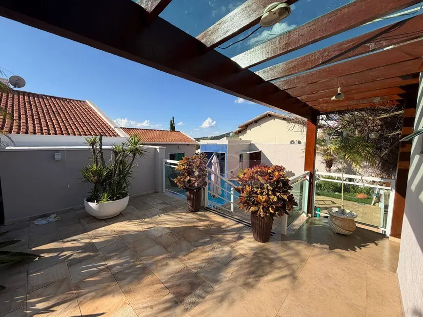 Foto 5 de Casa com 5 quartos à venda, 760m2 em Pousada dos Campos II, Pouso Alegre - MG