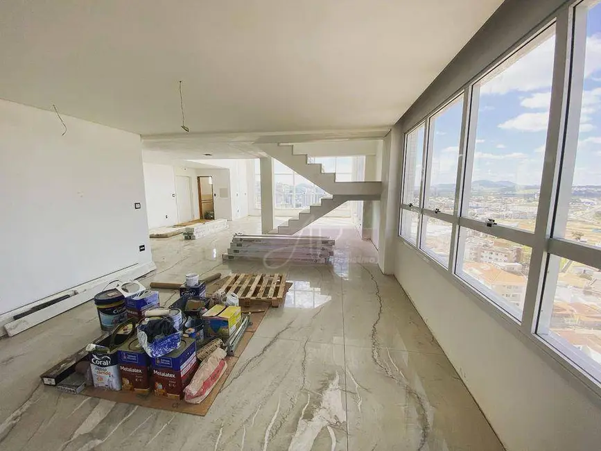 Foto 7 de Apartamento com 4 quartos à venda, 350m2 em Nova Pouso Alegre, Pouso Alegre - MG