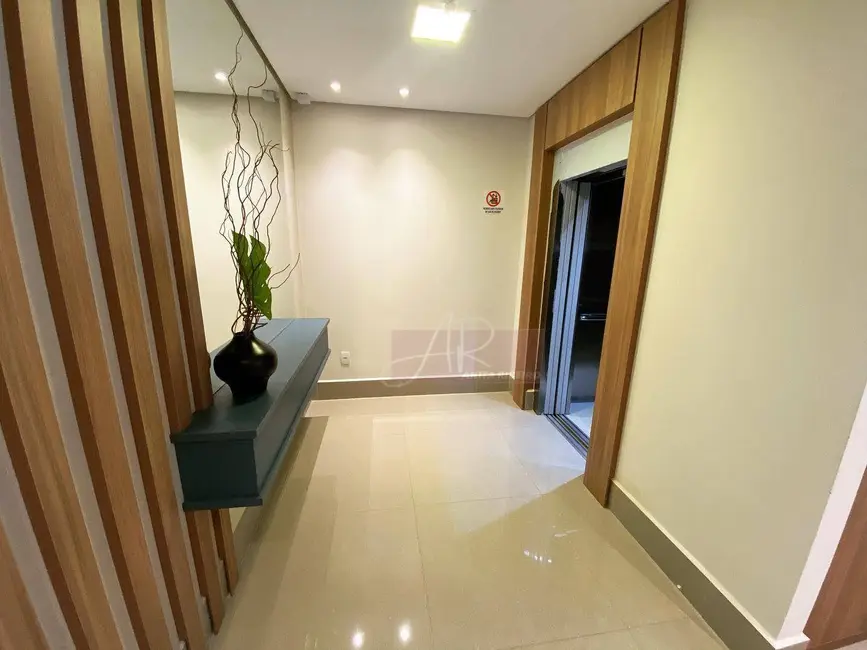 Foto 2 de Apartamento com 2 quartos à venda, 60m2 em Fátima III, Pouso Alegre - MG