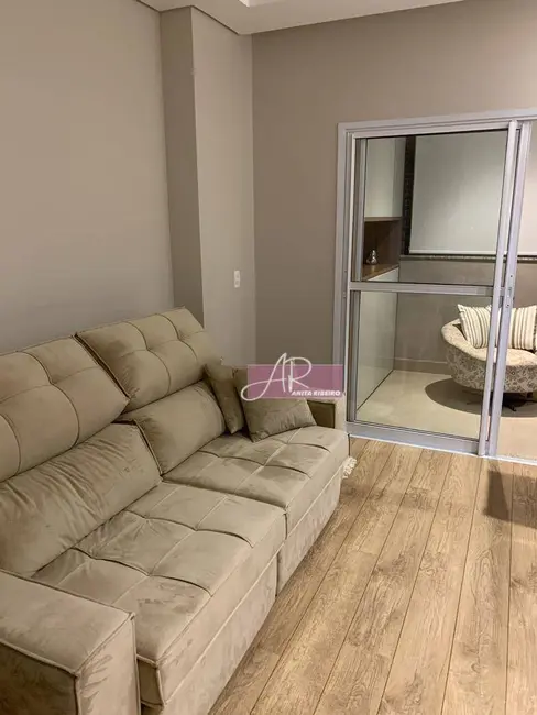 Foto 2 de Apartamento com 4 quartos à venda, 195m2 em Pouso Alegre - MG