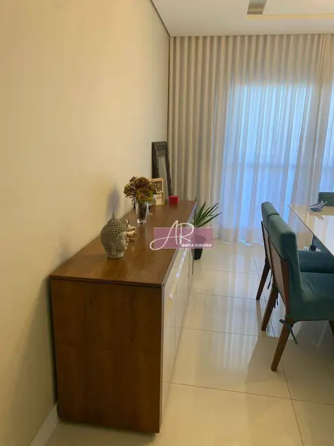 Foto 4 de Apartamento com 4 quartos à venda, 195m2 em Pouso Alegre - MG