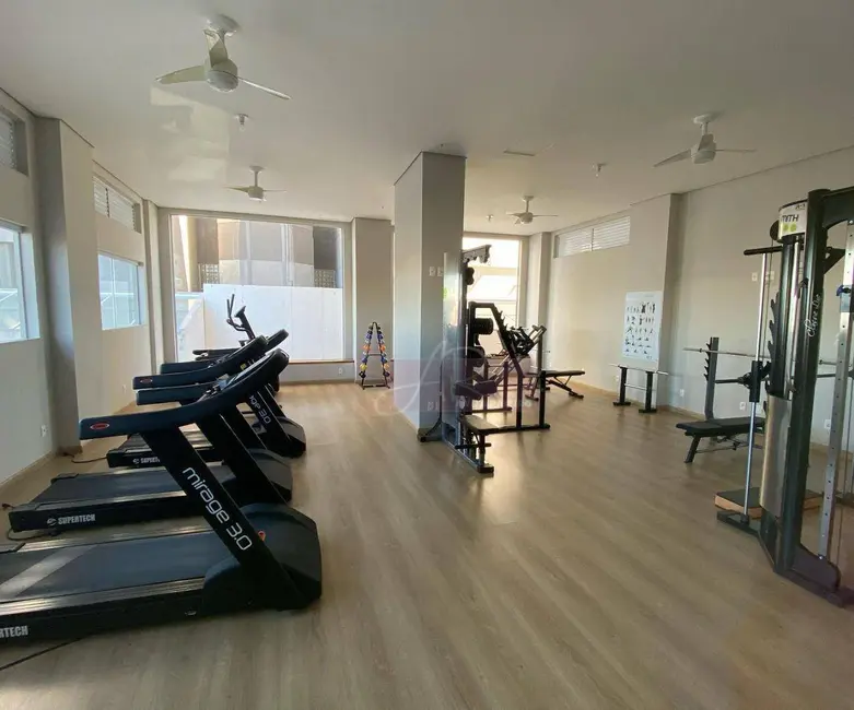 Foto 9 de Apartamento com 4 quartos à venda, 195m2 em Pouso Alegre - MG