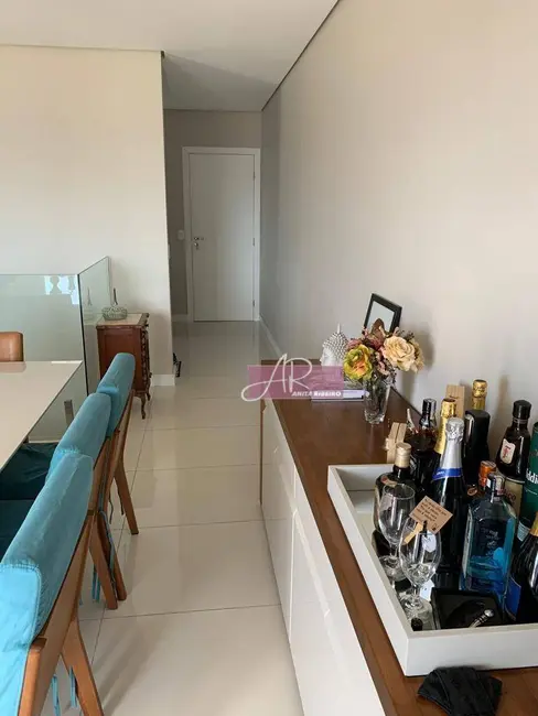 Foto 6 de Apartamento com 4 quartos à venda, 195m2 em Pouso Alegre - MG