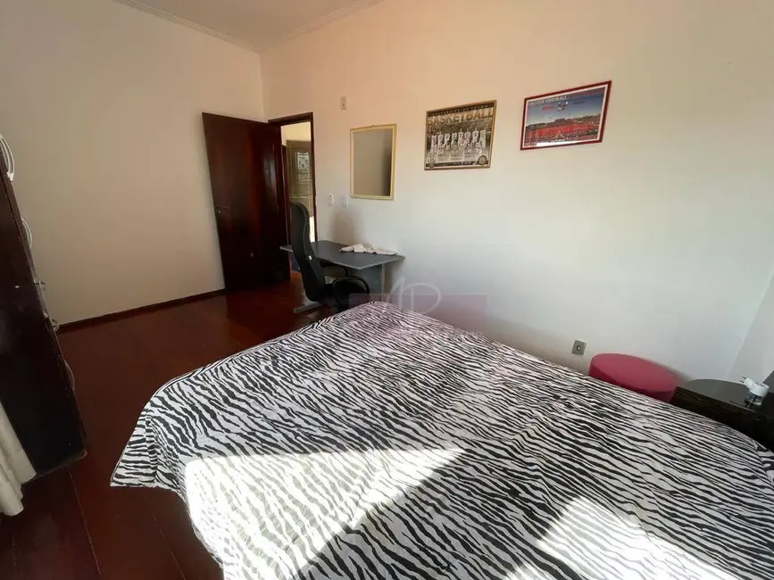 Foto 7 de Casa com 5 quartos à venda, 400m2 em Pouso Alegre - MG