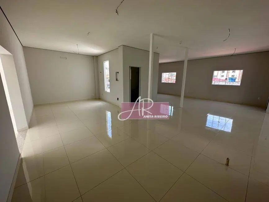 Loja à venda, 518m2 em Nova Pouso Alegre, Pouso Alegre - MG - imagem 8 Foto 8 de Loja à venda, 518m2 em Nova Pouso Alegre, Pouso Alegre - MG