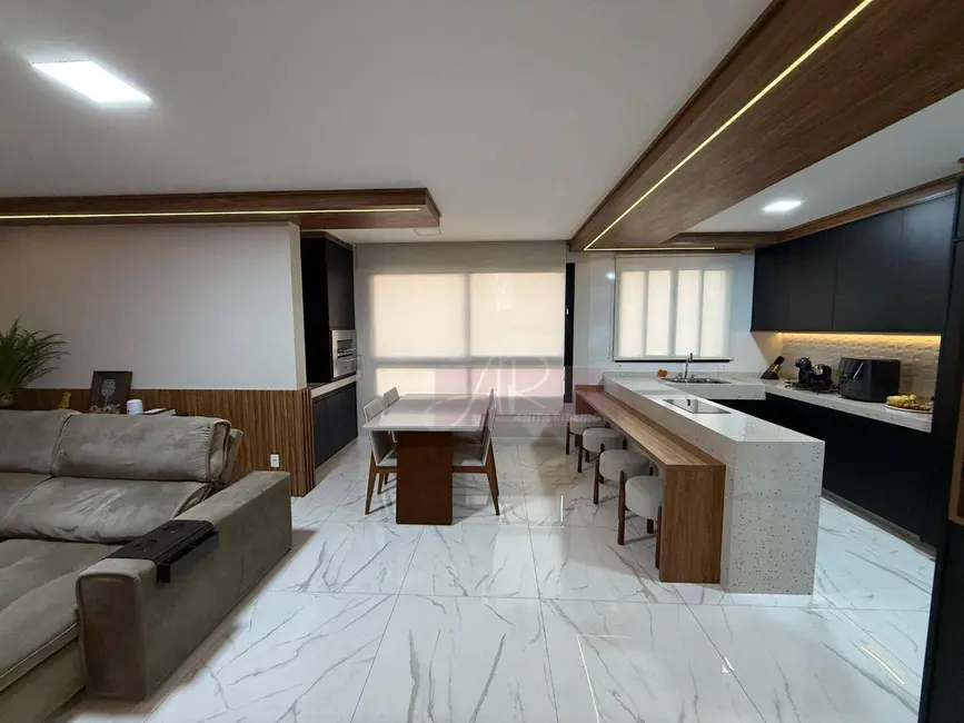 Apartamento com 3 quartos à venda, 100m2 em Pouso Alegre - MG - imagem 1 Foto 1 de Apartamento com 3 quartos à venda, 100m2 em Pouso Alegre - MG