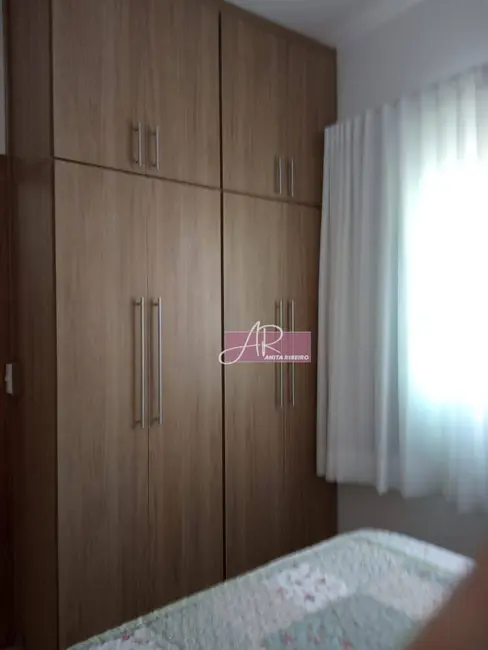 Apartamento com 2 quartos à venda, 62m2 em Centro, Pouso Alegre - MG - imagem 8 Foto 8 de Apartamento com 2 quartos à venda, 62m2 em Centro, Pouso Alegre - MG