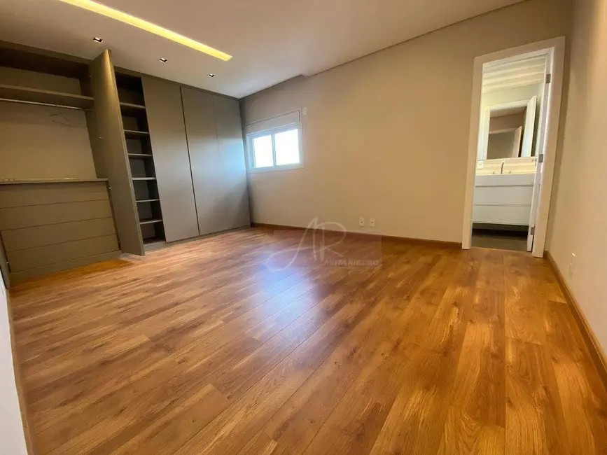 Apartamento com 3 quartos à venda, 130m2 em Residencial Santa Rita, Pouso Alegre - MG - imagem 9 Foto 9 de Apartamento com 3 quartos à venda, 130m2 em Residencial Santa Rita, Pouso Alegre - MG