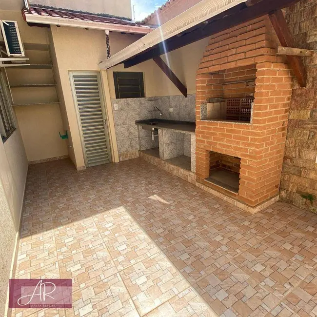 Foto 8 de Casa com 5 quartos à venda, 290m2 em João Paulo II, Pouso Alegre - MG