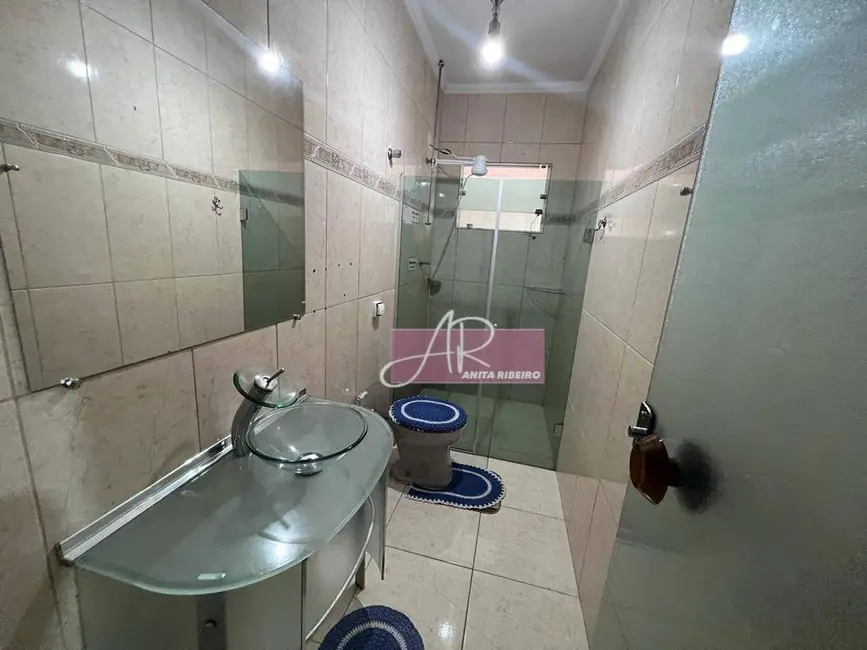 Foto 9 de Casa com 2 quartos à venda, 160m2 em São Carlos, Pouso Alegre - MG