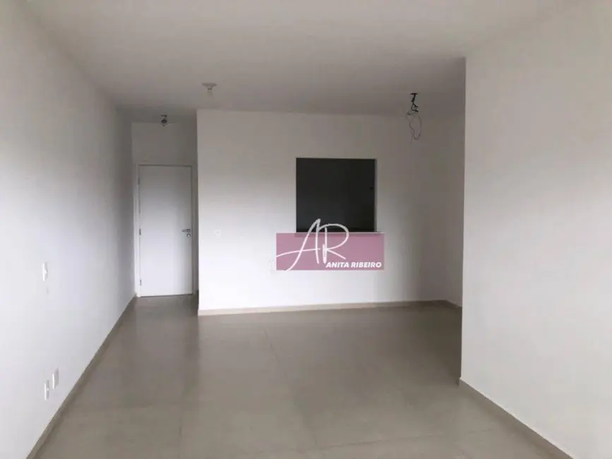 Foto 2 de Apartamento com 3 quartos à venda, 127m2 em Pouso Alegre - MG