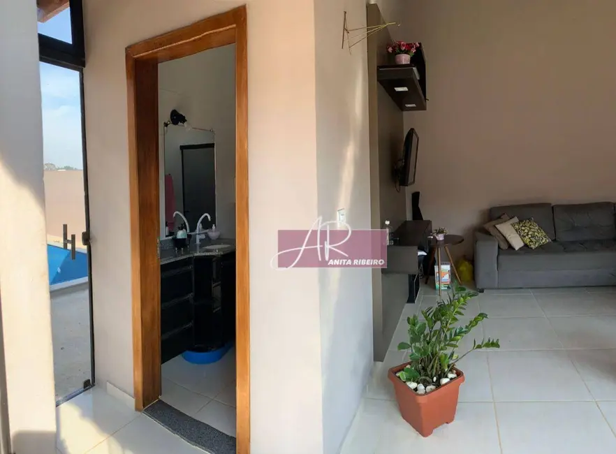 Chácara com 4 quartos à venda, 1000m2 em Pouso Alegre - MG - imagem 3 Foto 3 de Chácara com 4 quartos à venda, 1000m2 em Pouso Alegre - MG