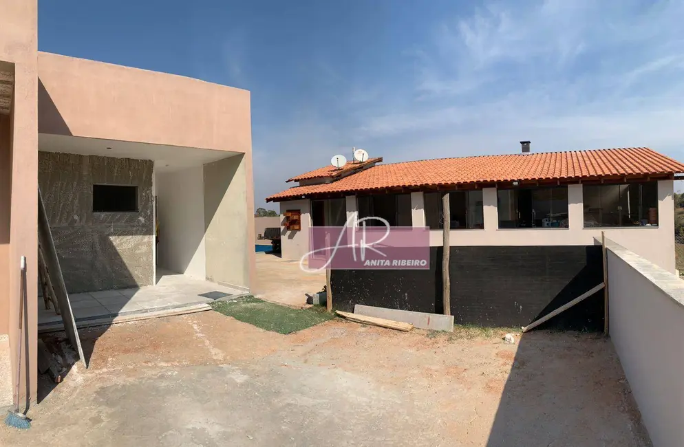 Chácara com 4 quartos à venda, 1000m2 em Pouso Alegre - MG - imagem 9 Foto 9 de Chácara com 4 quartos à venda, 1000m2 em Pouso Alegre - MG