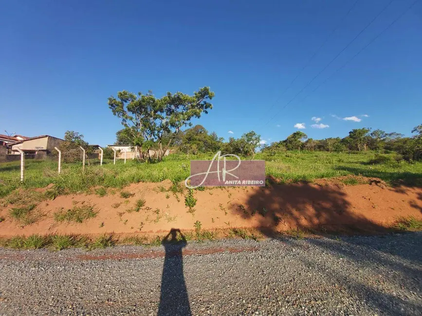 Foto 1 de Terreno / Lote à venda, 600m2 em Caiçara, Pouso Alegre - MG