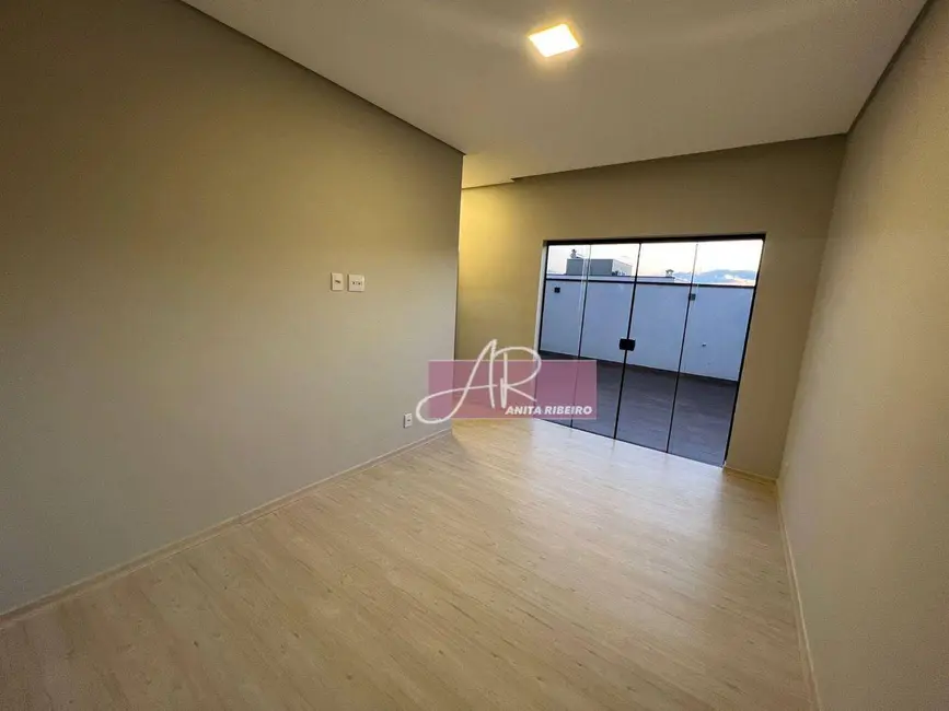 Casa de Condomínio com 3 quartos à venda, 316m2 em Belo Horizonte, Pouso Alegre - MG - imagem 8 Foto 8 de Casa de Condomínio com 3 quartos à venda, 316m2 em Belo Horizonte, Pouso Alegre - MG