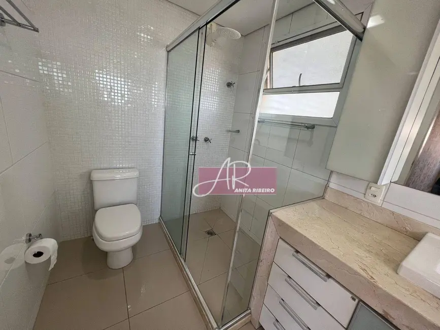 Apartamento com 4 quartos à venda, 157m2 em Centro, Pouso Alegre - MG - imagem 9 Foto 9 de Apartamento com 4 quartos à venda, 157m2 em Centro, Pouso Alegre - MG