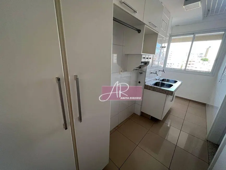 Apartamento com 4 quartos à venda, 157m2 em Centro, Pouso Alegre - MG - imagem 6 Foto 6 de Apartamento com 4 quartos à venda, 157m2 em Centro, Pouso Alegre - MG