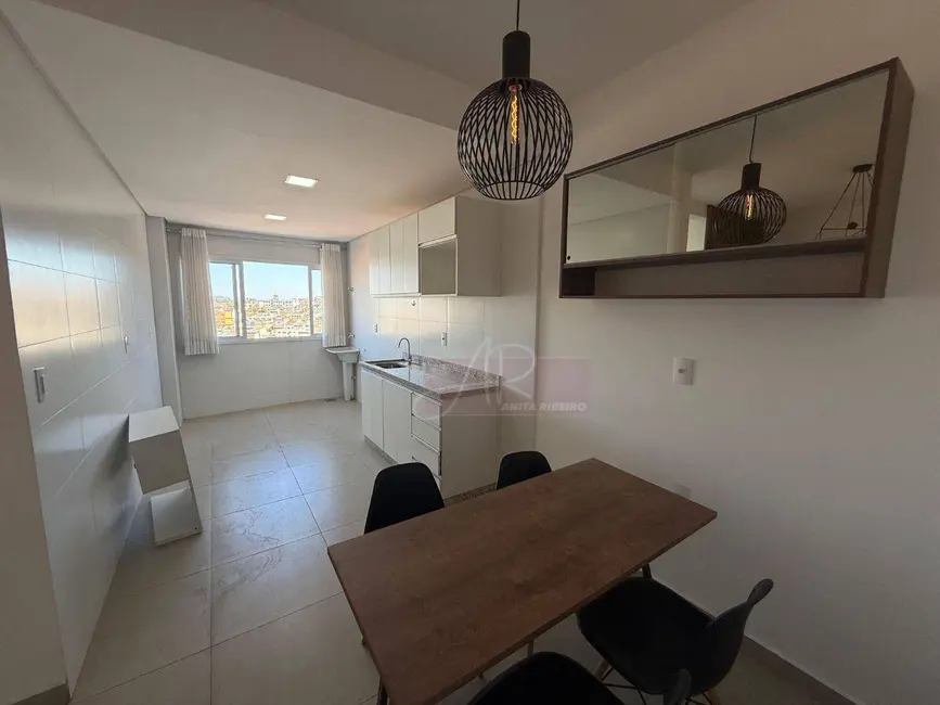 Apartamento com 3 quartos à venda, 200m2 em Pouso Alegre - MG - imagem 4 Foto 4 de Apartamento com 3 quartos à venda, 200m2 em Pouso Alegre - MG