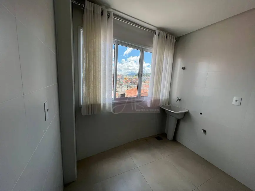 Apartamento com 3 quartos à venda, 200m2 em Pouso Alegre - MG - imagem 5 Foto 5 de Apartamento com 3 quartos à venda, 200m2 em Pouso Alegre - MG