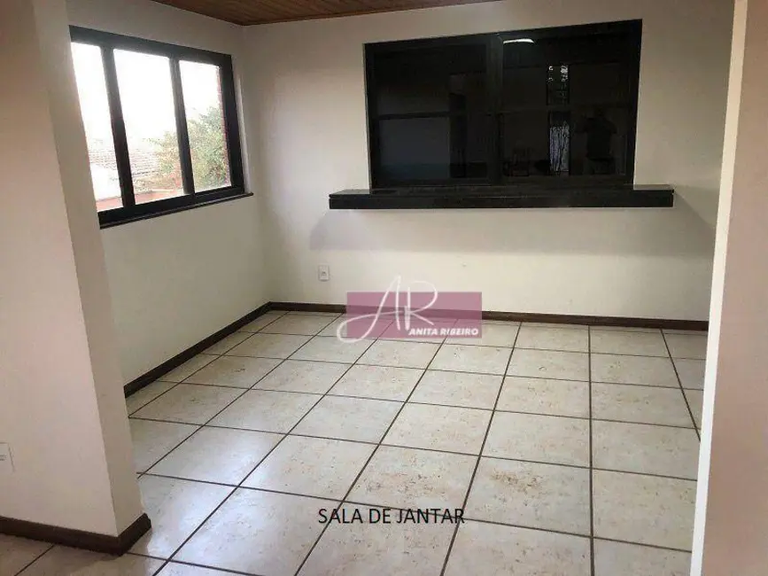 Casa com 5 quartos à venda, 660m2 em Pouso Alegre - MG - imagem 7 Foto 7 de Casa com 5 quartos à venda, 660m2 em Pouso Alegre - MG