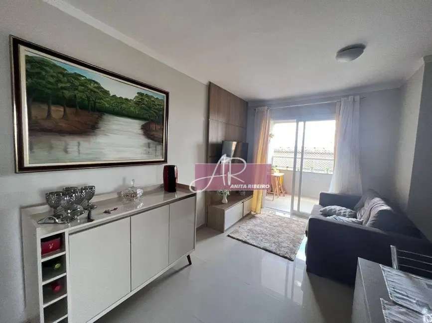 Foto 2 de Apartamento com 2 quartos à venda, 65m2 em Residencial Santa Rita, Pouso Alegre - MG