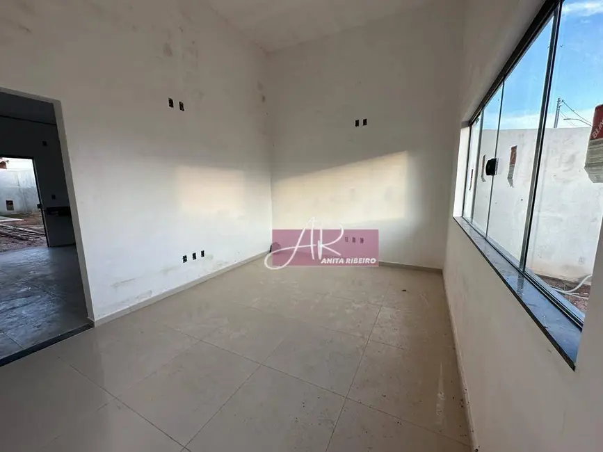 Casa com 4 quartos à venda, 351m2 em Pouso Alegre - MG - imagem 3 Foto 3 de Casa com 4 quartos à venda, 351m2 em Pouso Alegre - MG