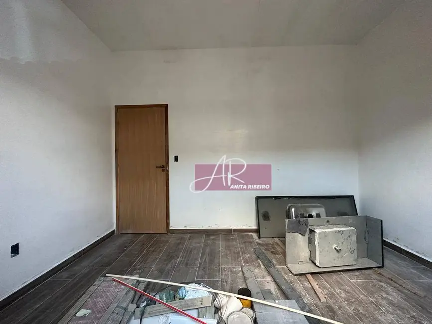 Casa com 4 quartos à venda, 351m2 em Pouso Alegre - MG - imagem 6 Foto 6 de Casa com 4 quartos à venda, 351m2 em Pouso Alegre - MG