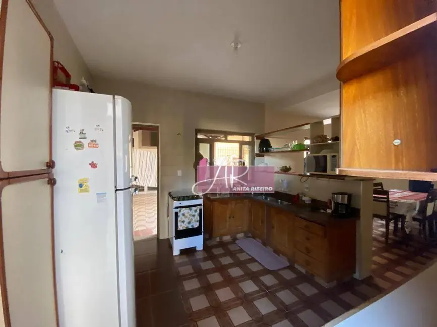 Casa com 4 quartos à venda, 250m2 em Primavera, Pouso Alegre - MG - imagem 5 Foto 5 de Casa com 4 quartos à venda, 250m2 em Primavera, Pouso Alegre - MG