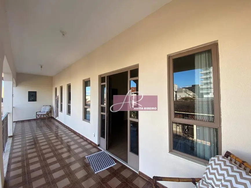 Foto 1 de Casa com 4 quartos à venda, 250m2 em Primavera, Pouso Alegre - MG