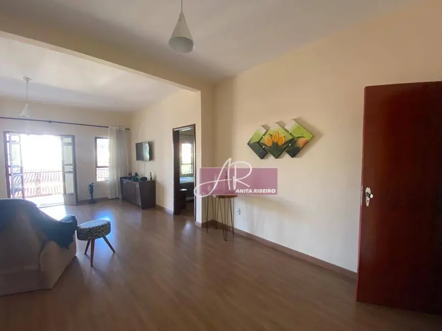 Casa com 4 quartos à venda, 250m2 em Primavera, Pouso Alegre - MG - imagem 4 Foto 4 de Casa com 4 quartos à venda, 250m2 em Primavera, Pouso Alegre - MG