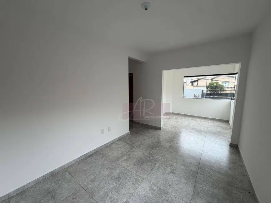 Foto 2 de Apartamento com 2 quartos à venda, 70m2 em Pouso Alegre - MG