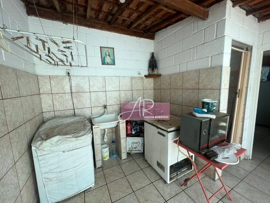 Foto 7 de Casa com 4 quartos à venda, 200m2 em Primavera, Pouso Alegre - MG