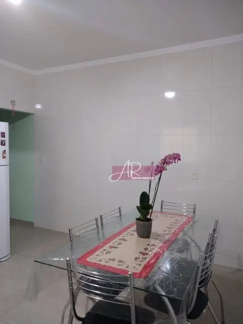 Foto 5 de Casa com 3 quartos à venda, 120m2 em Jardim Yara, Pouso Alegre - MG