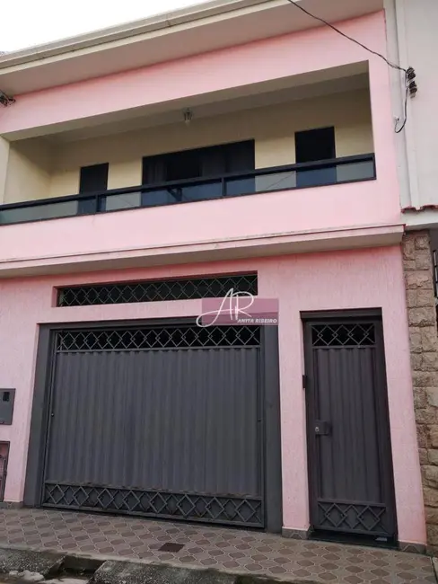 Foto 1 de Casa com 3 quartos à venda, 120m2 em Jardim Yara, Pouso Alegre - MG