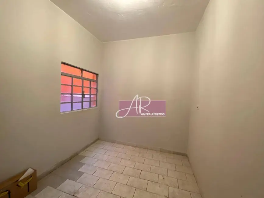 Foto 9 de Casa com 4 quartos à venda, 100m2 em Jardim Yara, Pouso Alegre - MG