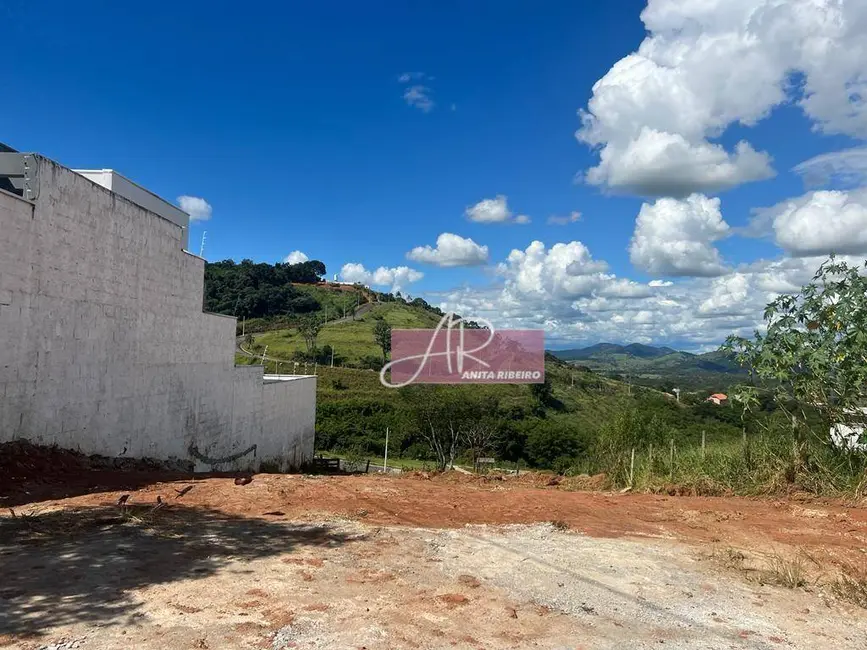 Foto 1 de Terreno / Lote à venda, 228m2 em Pousada dos Campos II, Pouso Alegre - MG