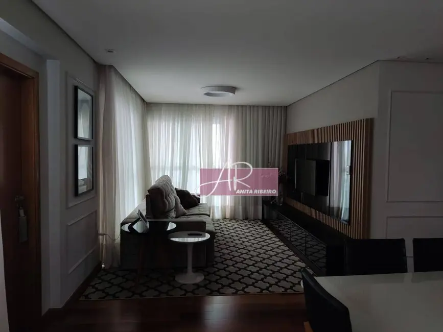 Foto 3 de Apartamento com 3 quartos à venda, 140m2 em Primavera, Pouso Alegre - MG