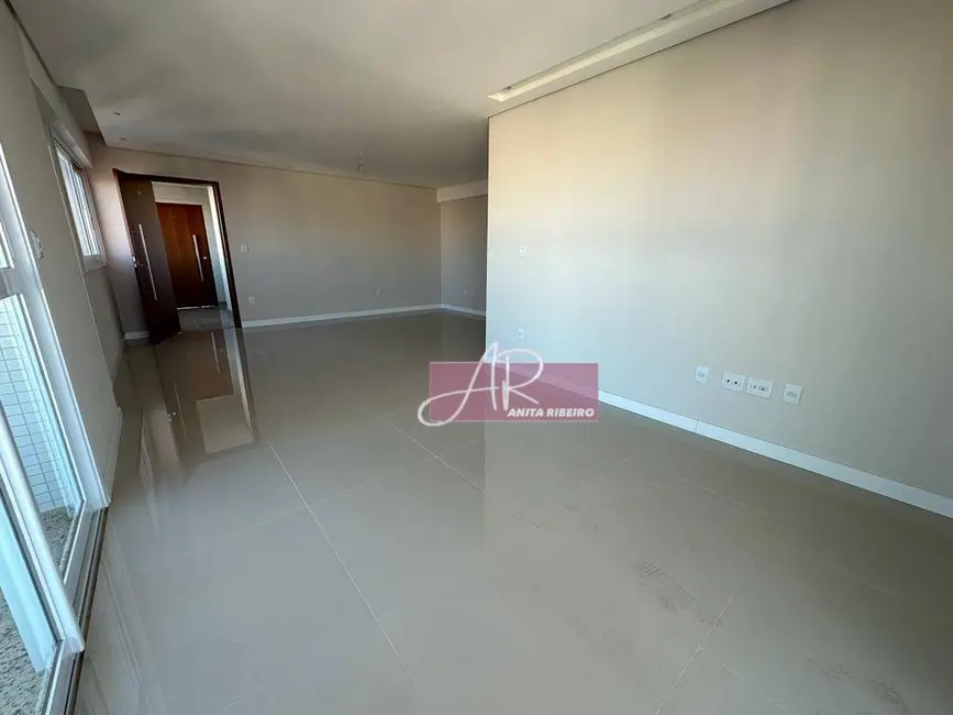 Foto 2 de Apartamento com 3 quartos à venda, 140m2 em Primavera, Pouso Alegre - MG