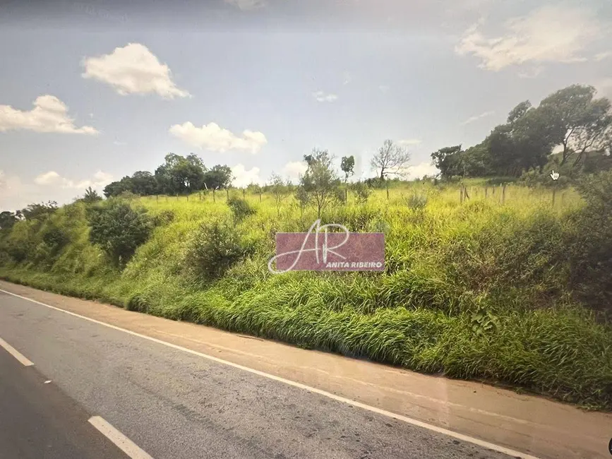 Terreno / Lote à venda, 48400m2 em Pouso Alegre - MG - imagem 2 Foto 2 de Terreno / Lote à venda, 48400m2 em Pouso Alegre - MG