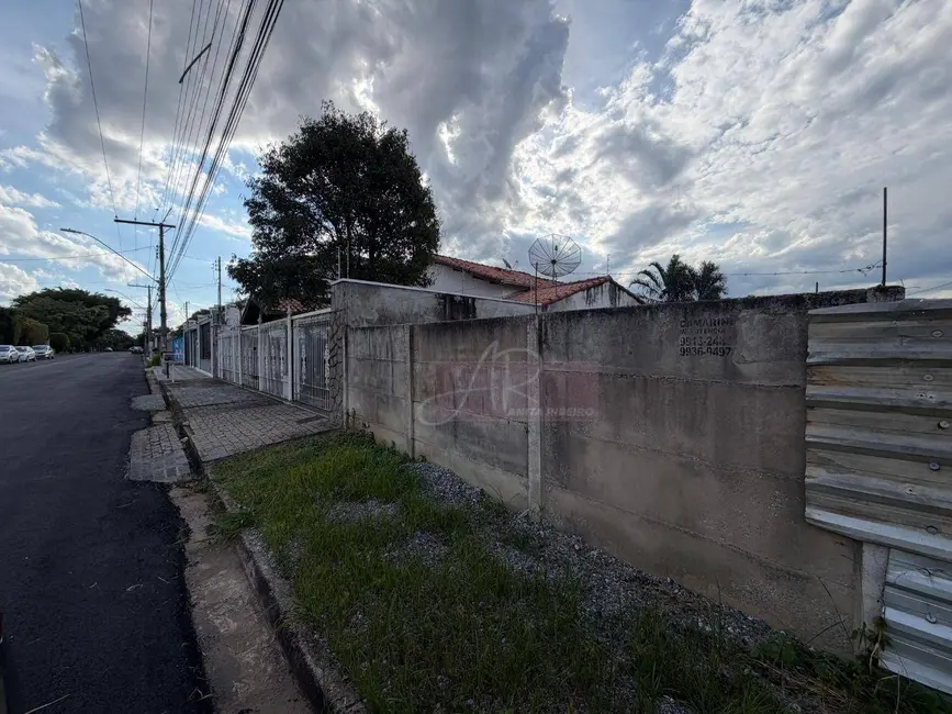 Foto 3 de Terreno / Lote à venda, 432m2 em Fátima I, Pouso Alegre - MG