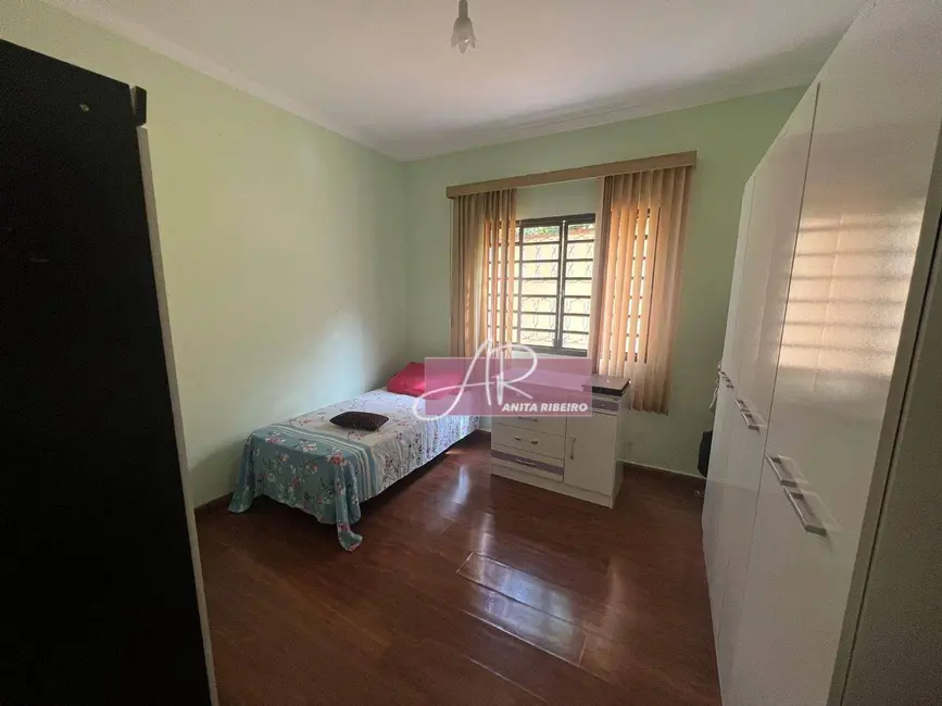 Foto 5 de Casa com 3 quartos à venda, 250m2 em Primavera, Pouso Alegre - MG