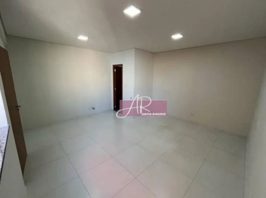 Sala Comercial à venda, 24m2 em Pouso Alegre - MG - imagem 3 Foto 3 de Sala Comercial à venda, 24m2 em Pouso Alegre - MG
